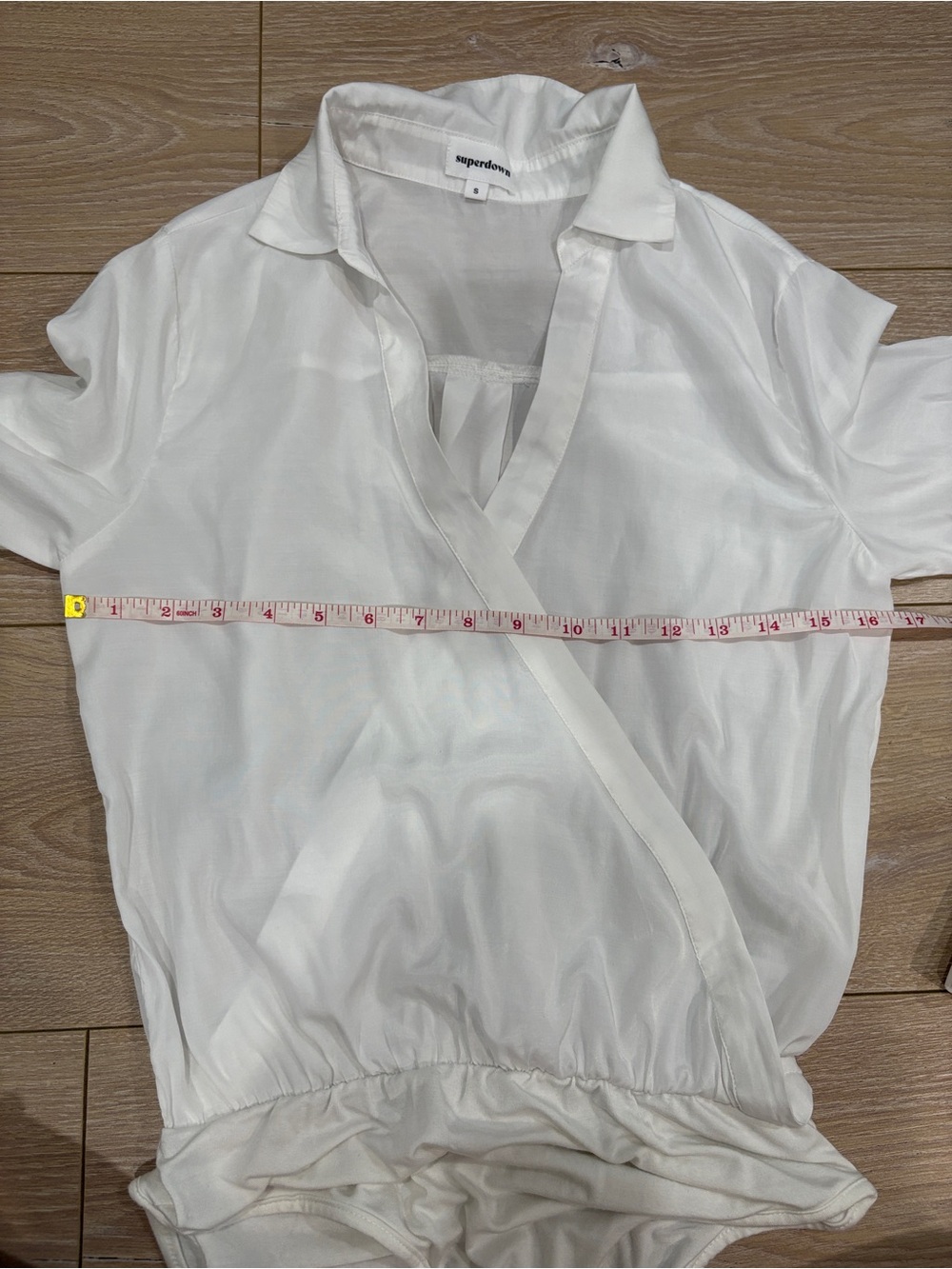 Superdown Presley surplice bodysuit White shirt bodysuit Size S - Picture 9 of 9